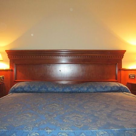 Larissa Inn Бельдиби Экстерьер фото